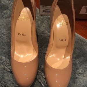 SOLD 100% authentic louboutin nude heels